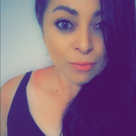 Meet your Posher, Norma - Picture 1 of 1